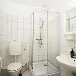 Vadrozsa Apartmán