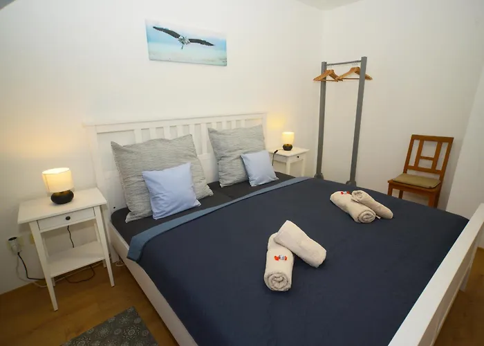 Vadrozsa Apartmán Sümeg